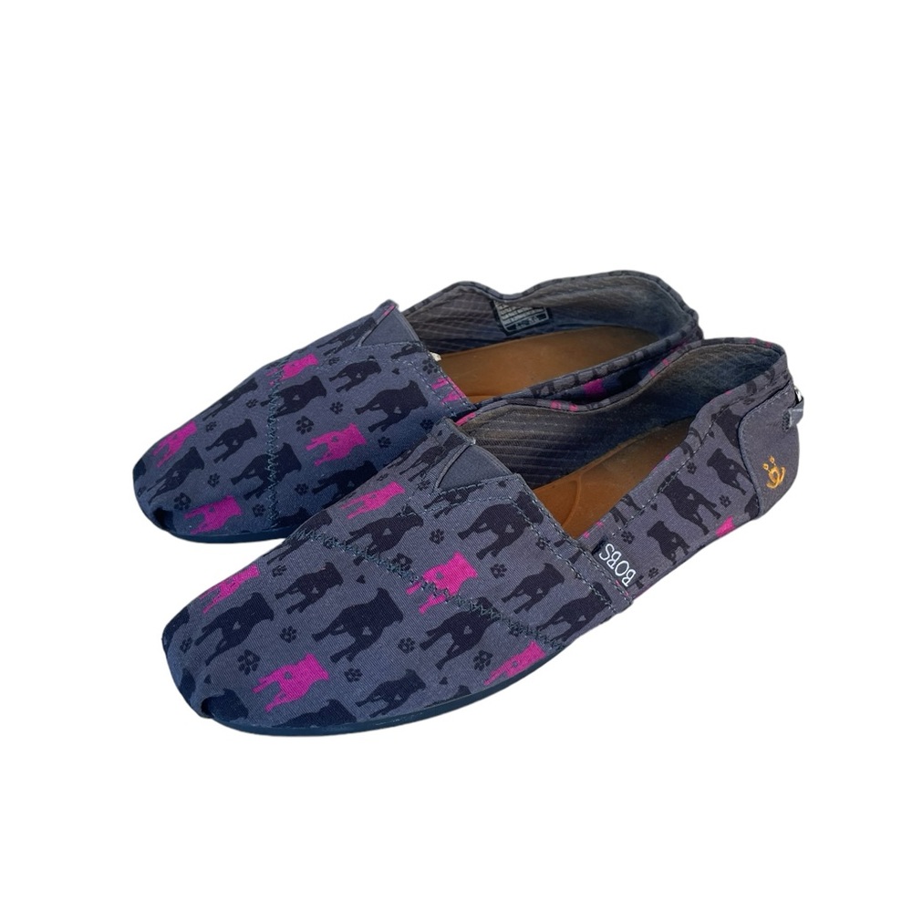 EUC BOBS For Skechers Women’s Gentle Giant Pitbull Dog Slip On Flats - Sz 7.5